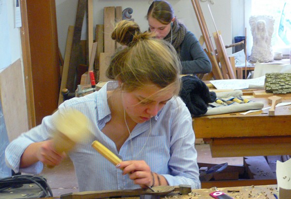 A Timber Sculptress at work