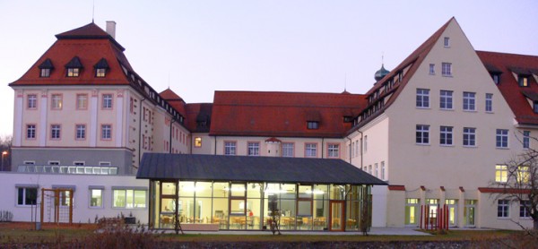 Kloster Wald Schule und Internat während der blauen Stunde